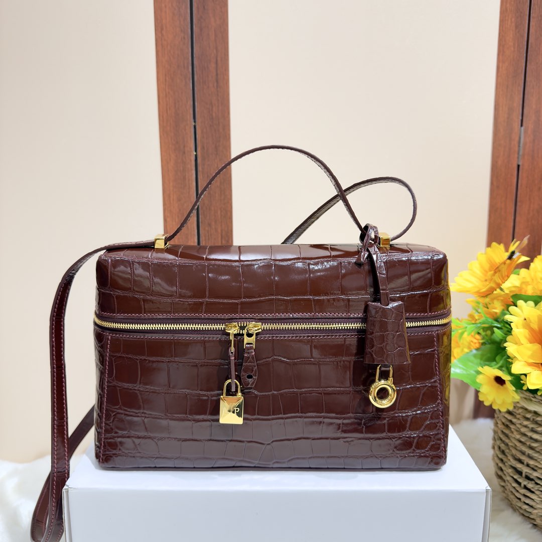 Loro Piana Extra bag L27 Alligator Coffee